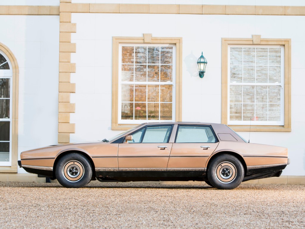Aston Martin Lagonda (Automatic)